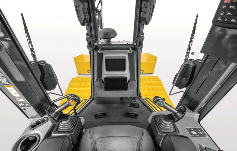 450 P-Tier Inside